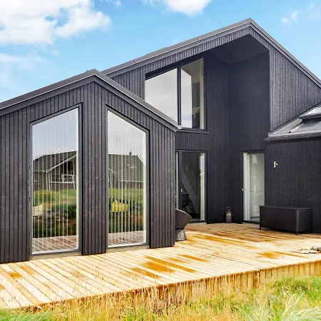 Holiday home 10 Person In Harbo Re